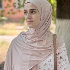 Фото: Зекеряева Эмине Ремзиевна