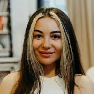 Photo: Guin Nika Tkhanevna
